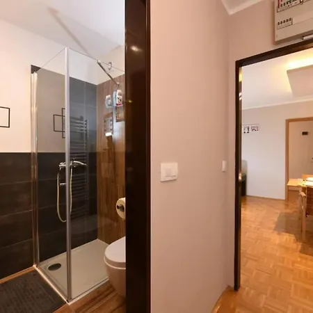 5 Min Walk To Beach, 2X Queen Bed, 2X Ac, Garage Izola Exterior photo