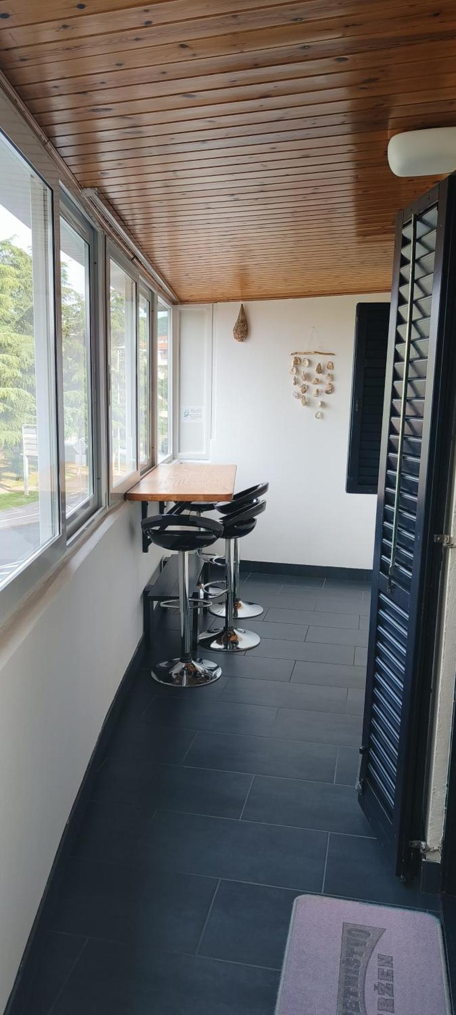 5 Min Walk To Beach, 2x Queen Bed, 2x Ac, Garage